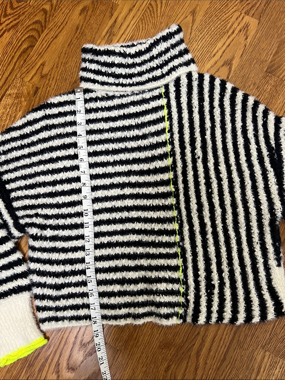 Anthropologie Pilcro Illusion Stripe Turtleneck Sweater - Medium - Picture 9 of 11